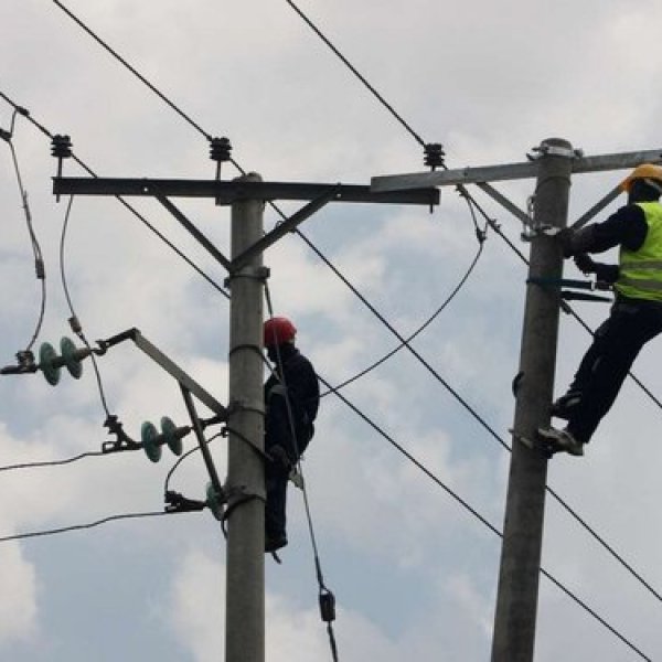 POWER DISTRIBUTION SYSTEM